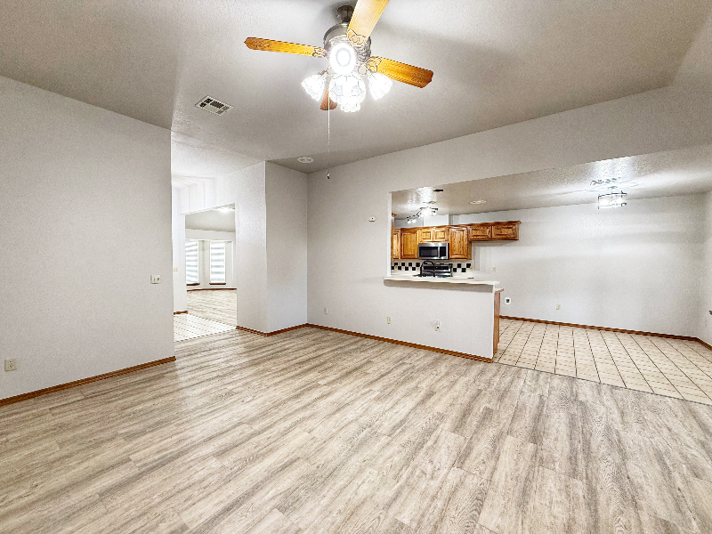 6605 Nw 134th St - Photo 7 of 20