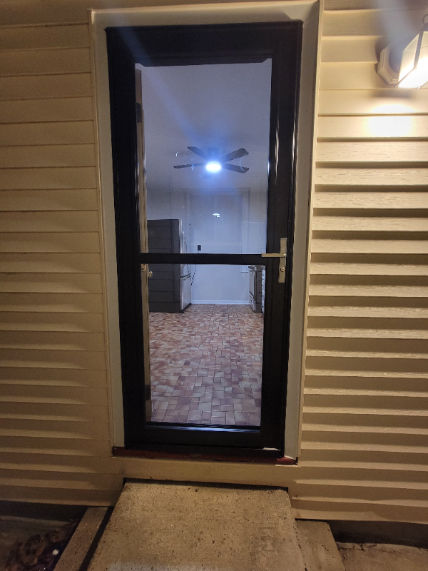 312 Otter St - Photo 2 of 2