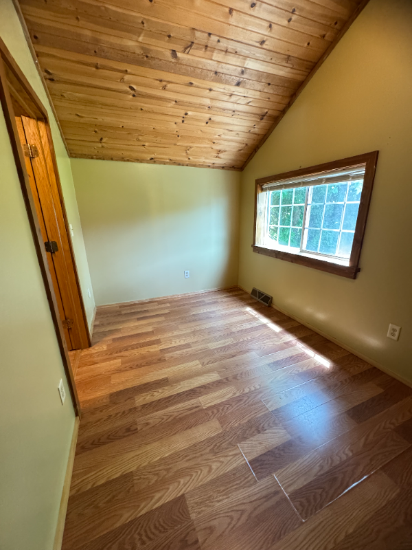 959 W 2nd St - Photo 6 of 6