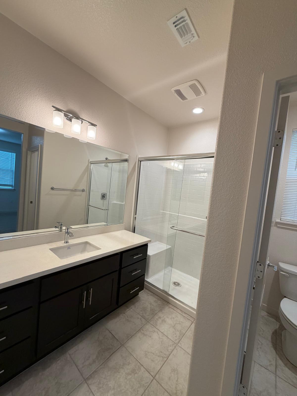 3130 Paxton St #B - Photo 3 of 4