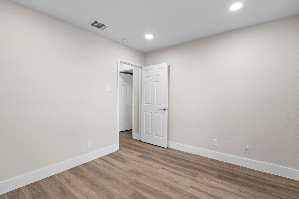 2008 E Peters Colony Rd - Photo 6 of 16