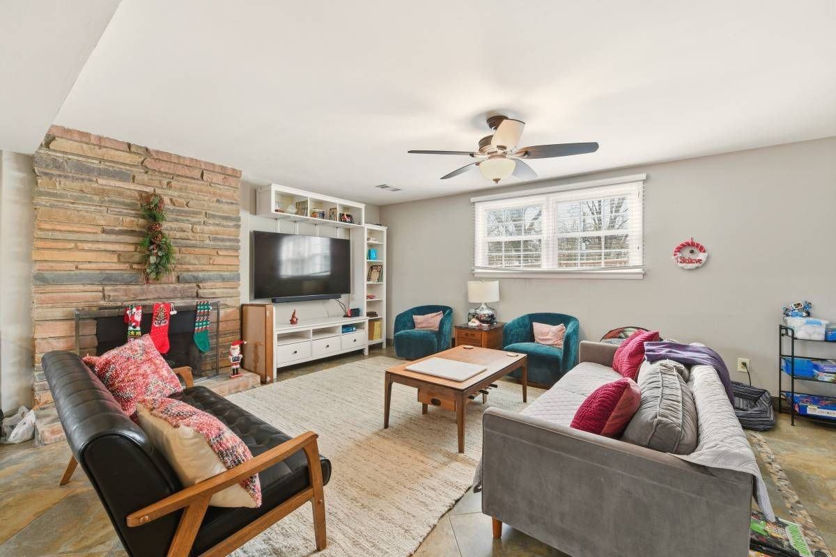 7814 Shreve Rd - Photo 5 of 24