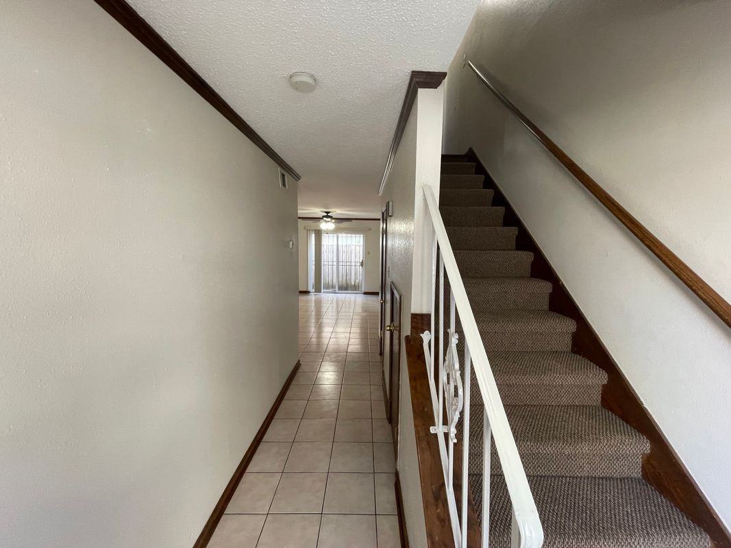 1824 Hickory Ave ##A - Photo 4 of 19