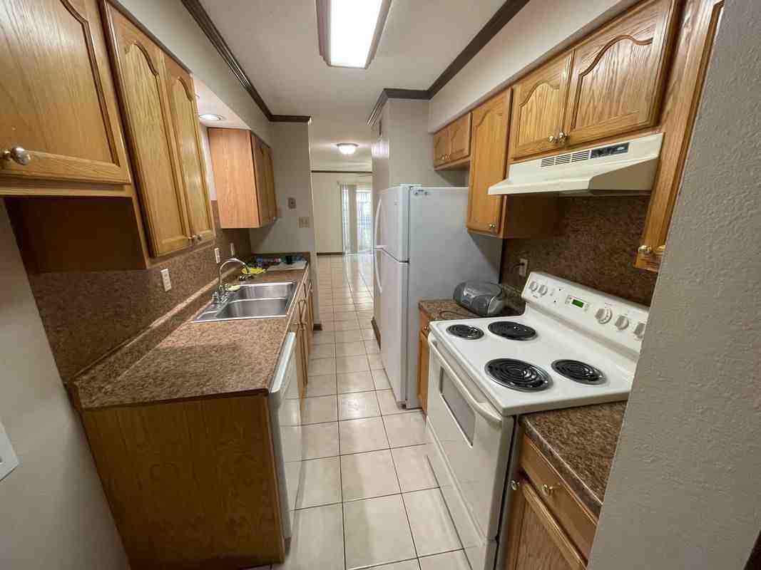 1824 Hickory Ave ##A - Photo 7 of 19