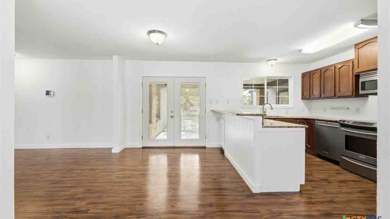 1723 12th St #NA - Photo 5 of 14