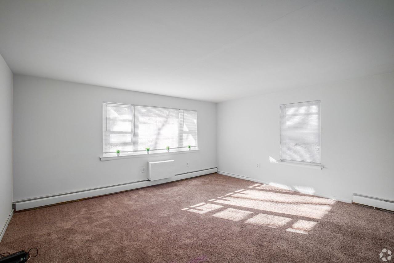 Patricia Court Apartments - Photo 7 of 29