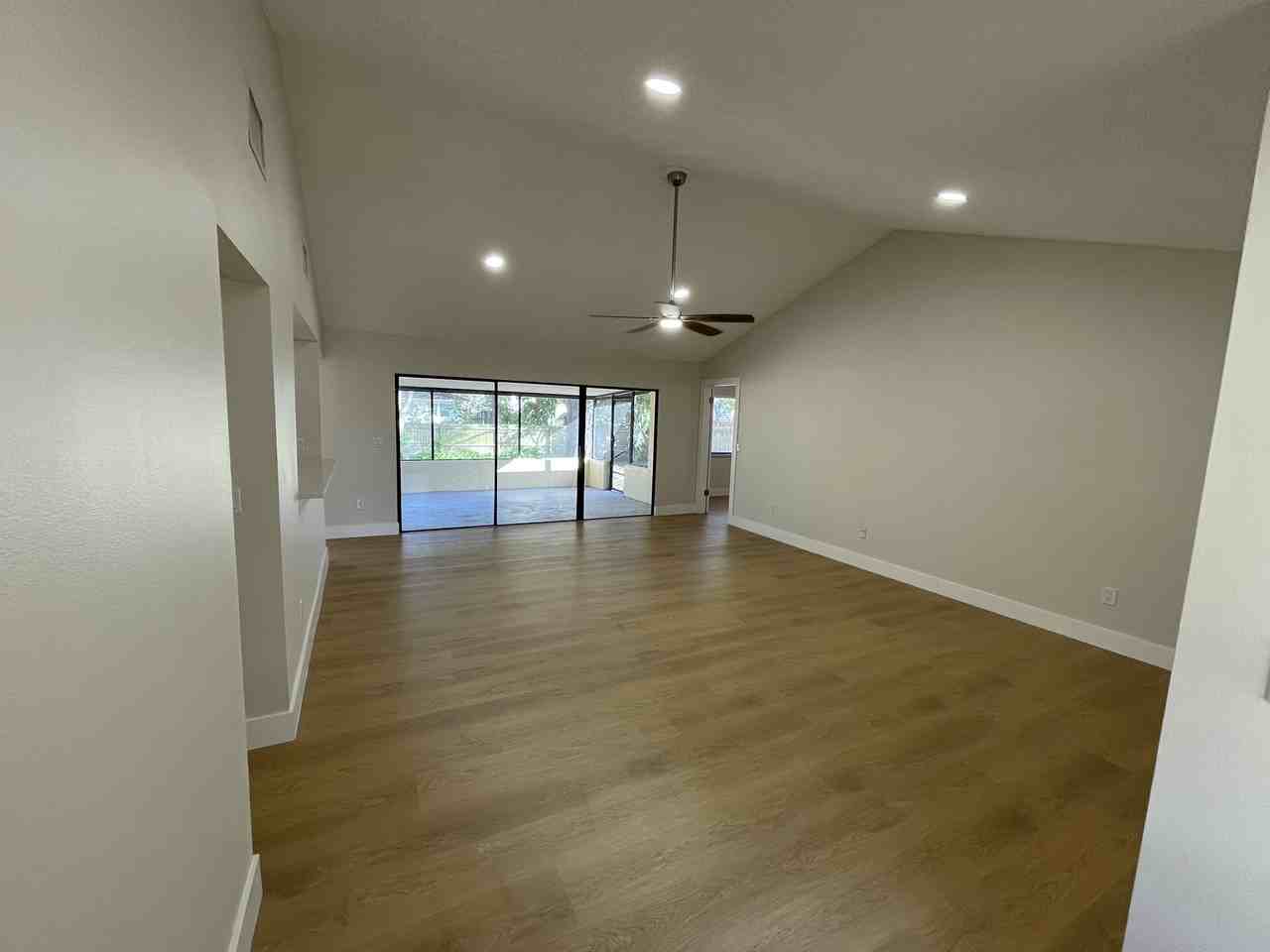 5010 Pennsbury Dr #NA - Photo 2 of 19