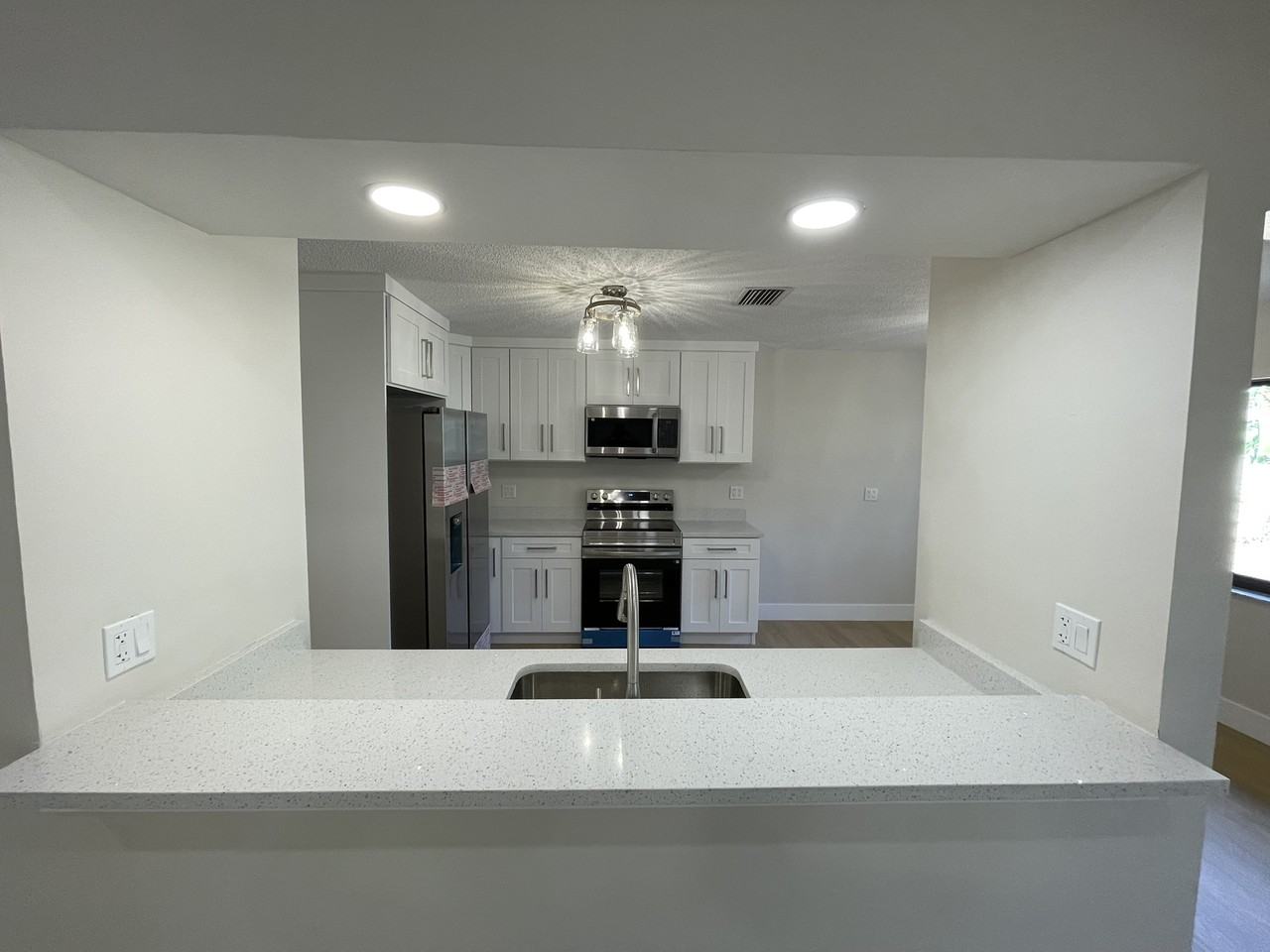 5010 Pennsbury Dr #NA - Photo 4 of 19