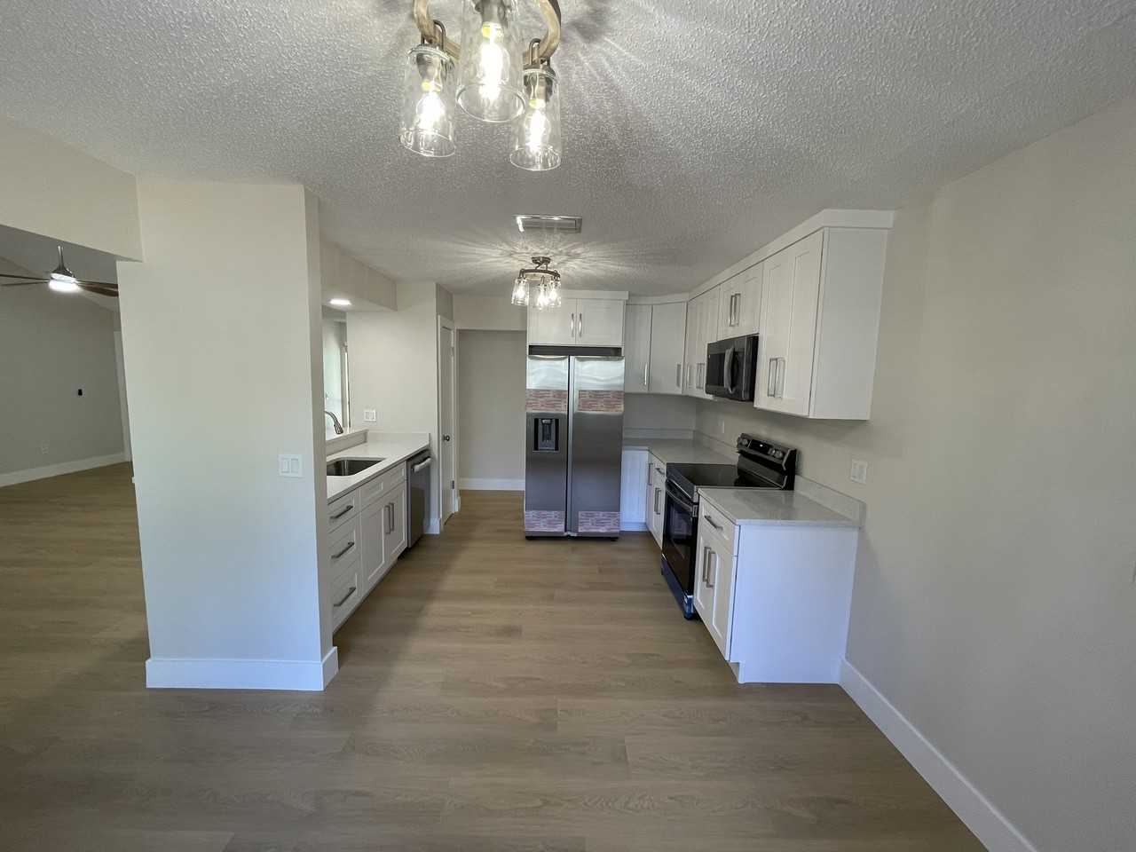 5010 Pennsbury Dr #NA - Photo 5 of 19