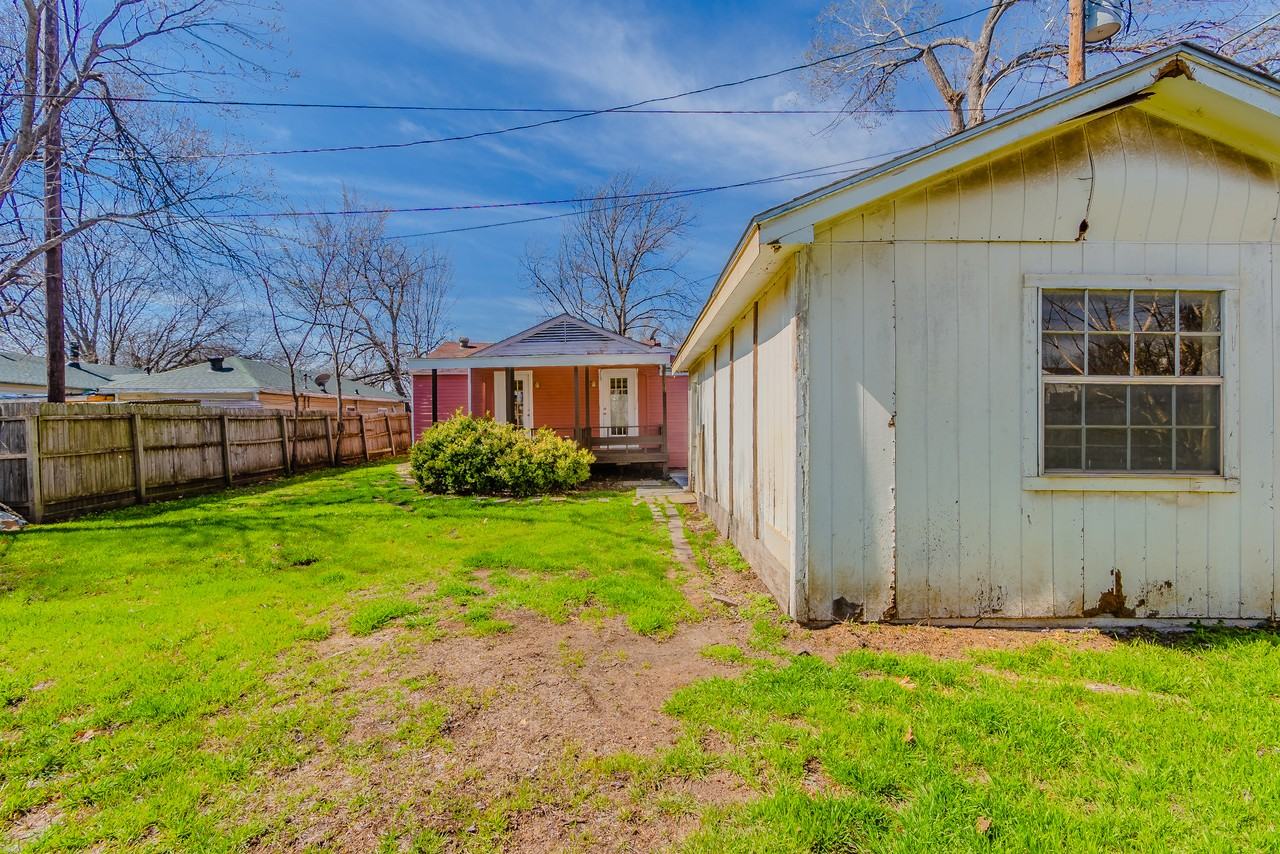600 Ne 11th St #NA - Photo 2 of 32