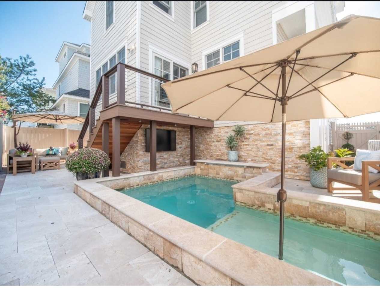 111 N Evergreen Ave #NA - Photo 4 of 15