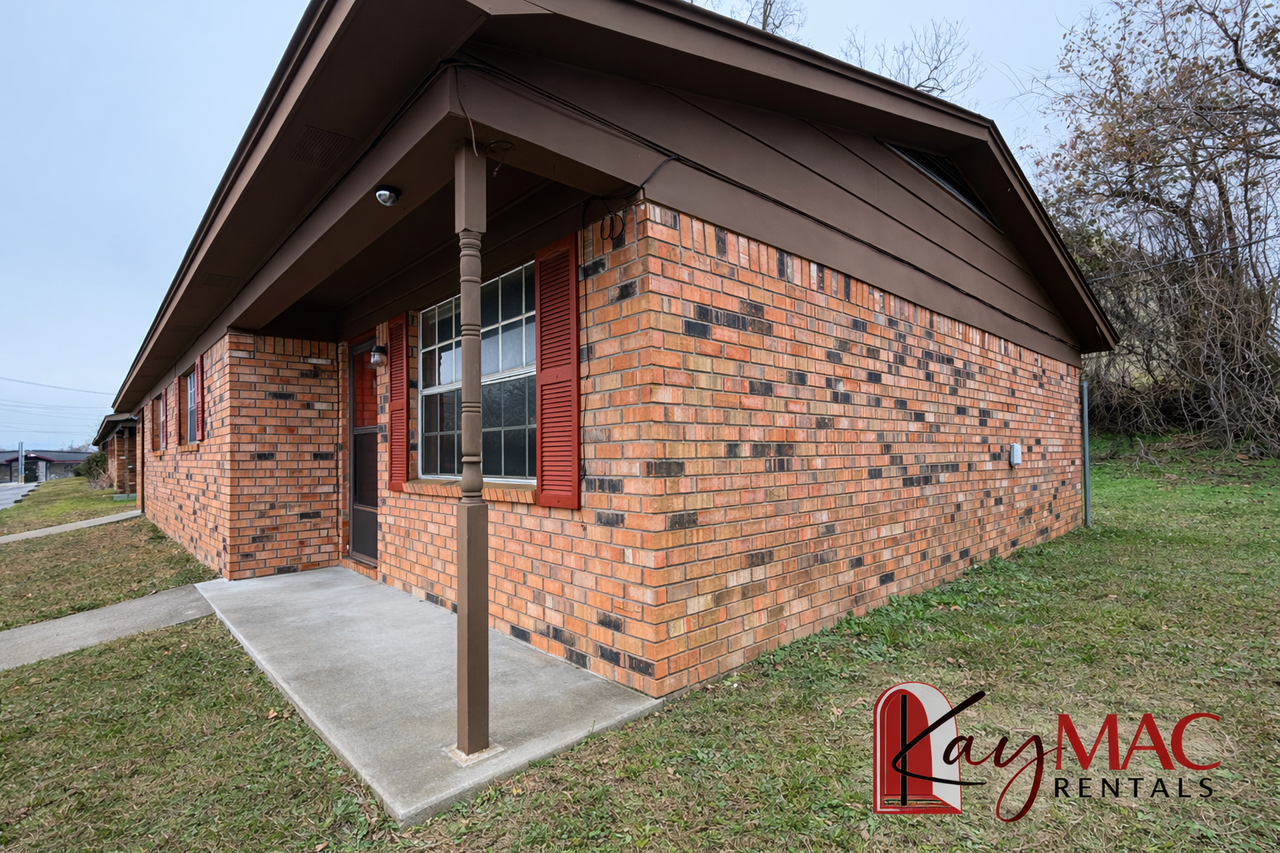 1115 6th St #NA - Photo 2 of 11