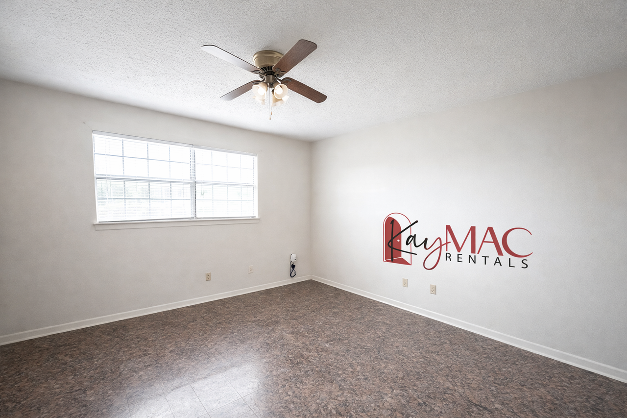 1115 6th St #NA - Photo 7 of 11