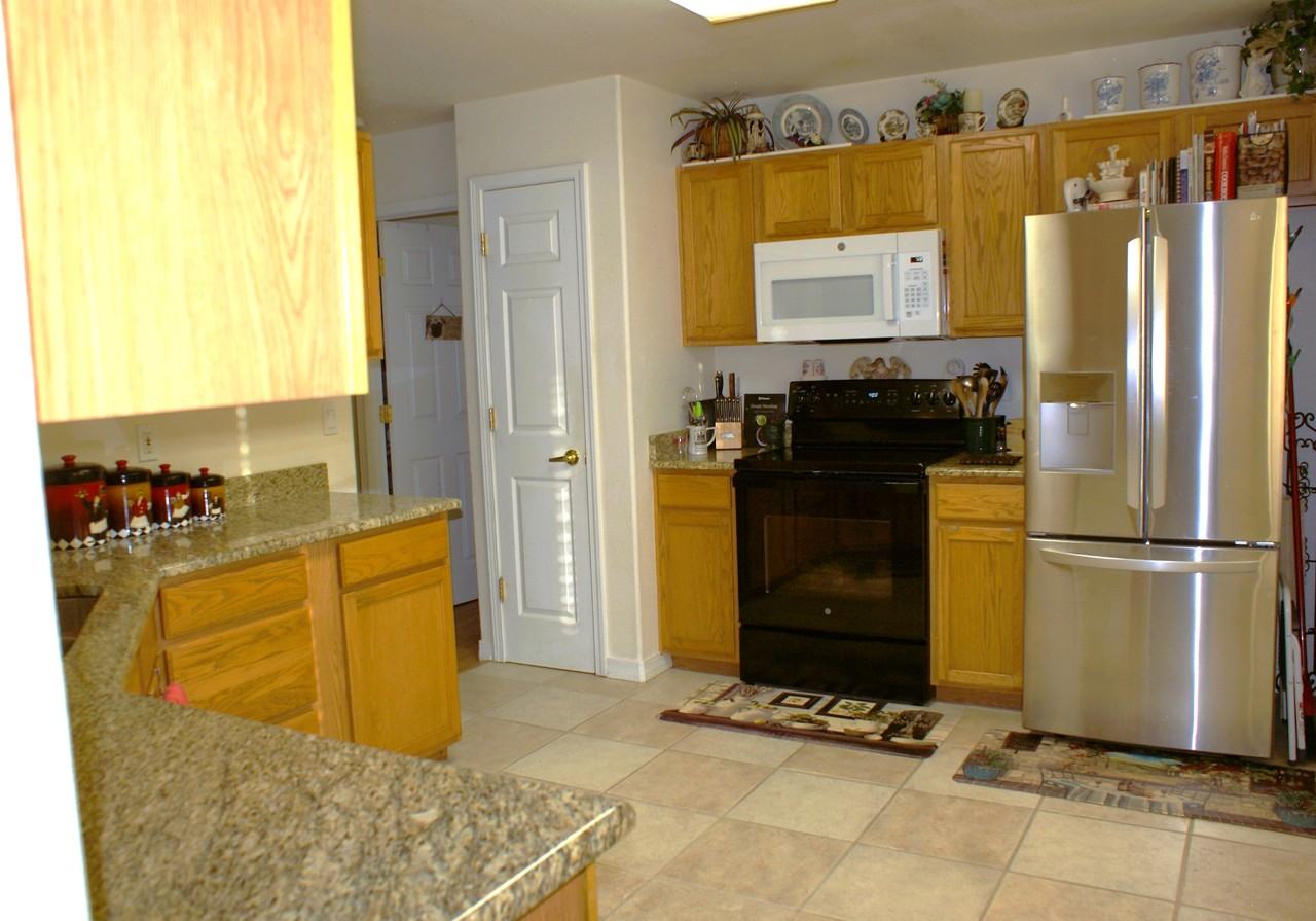 3245 Chestnut Glen Ln #NA - Photo 6 of 11