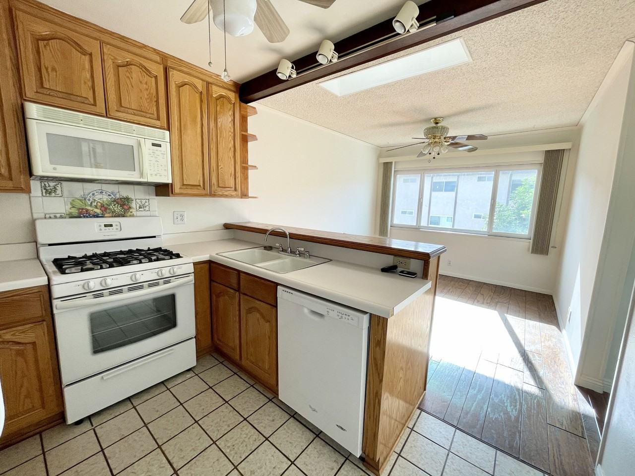 25921 Oak St #209 - Photo 5 of 11