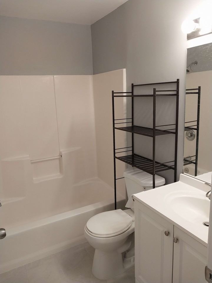 1034 Federal St #1 - Photo 6 of 7