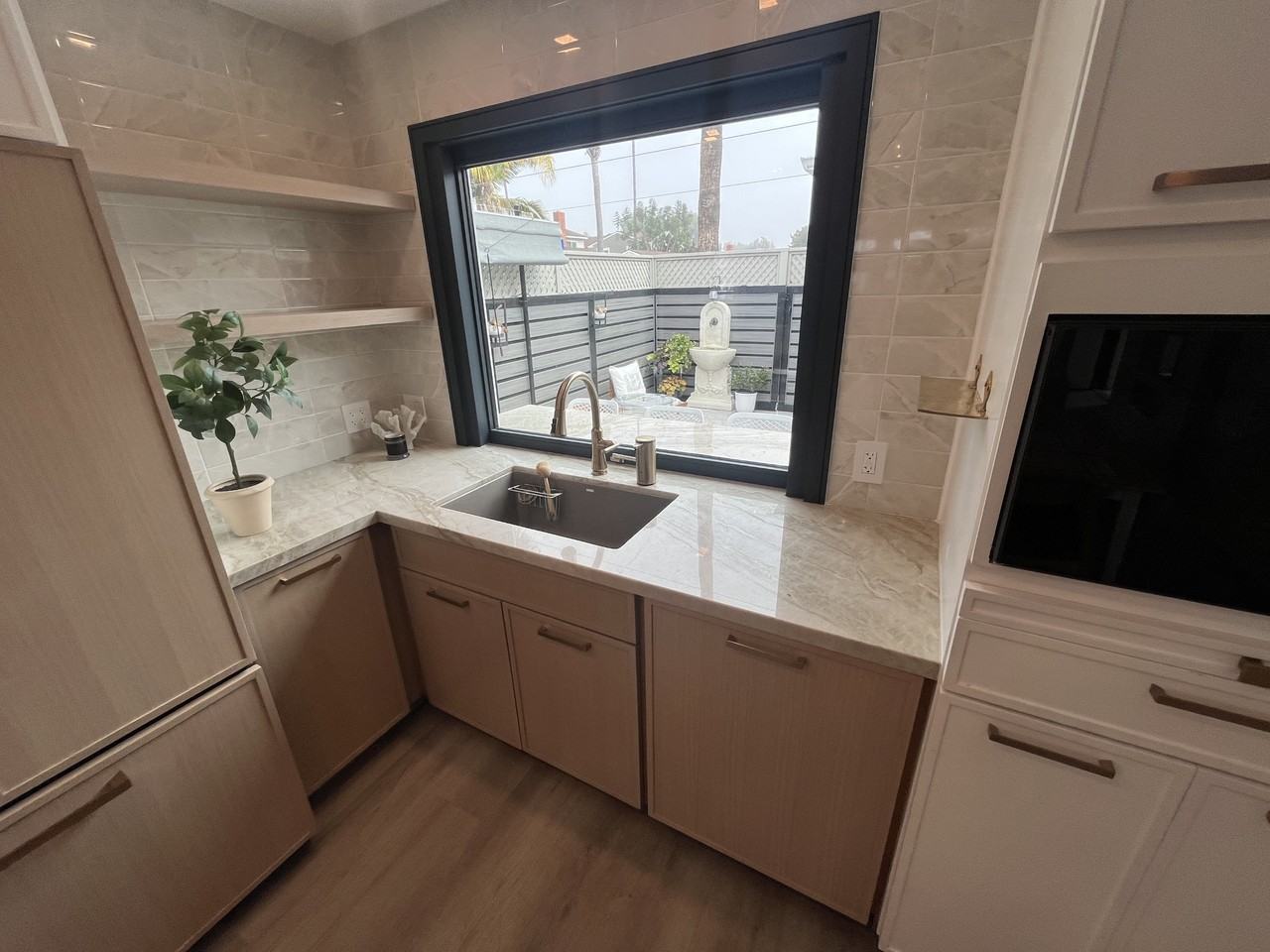 21142 Surfwood Ln #21142 - Photo 7 of 29