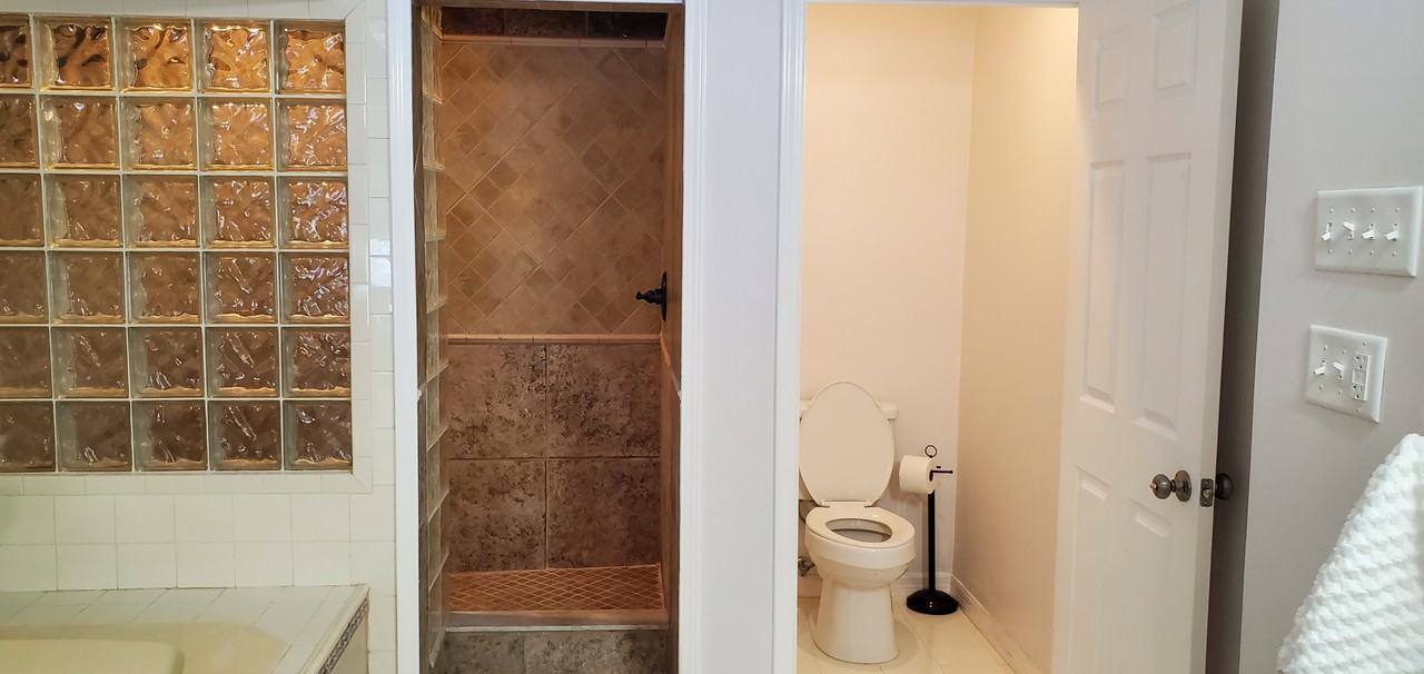 6542 Sherry Ln - Photo 7 of 24