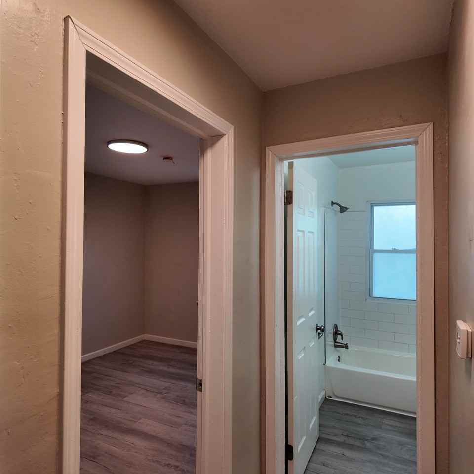 9277 Vaughan St #NA - Photo 6 of 15