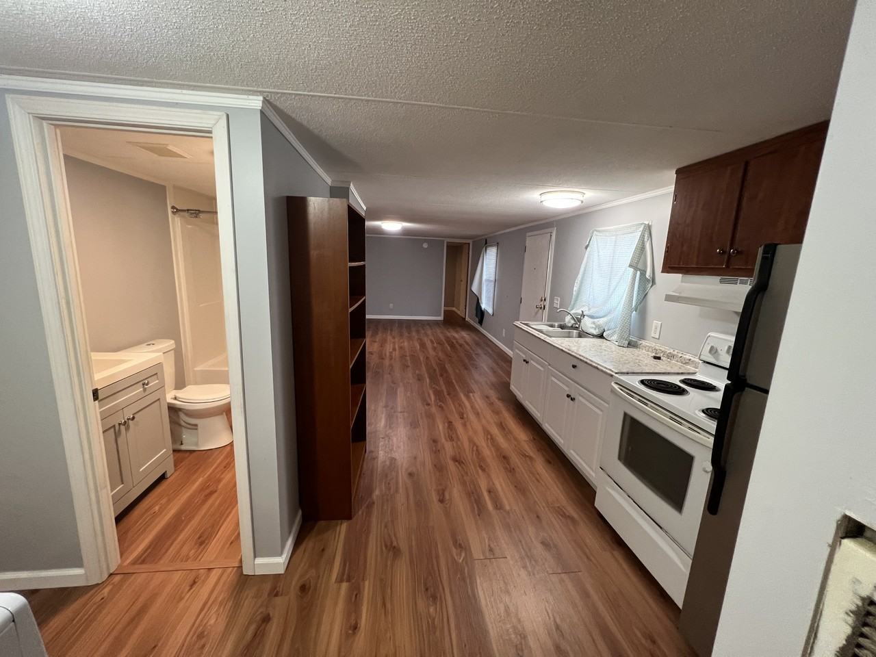 115 Candy Cane Ln #C - Photo 3 of 8