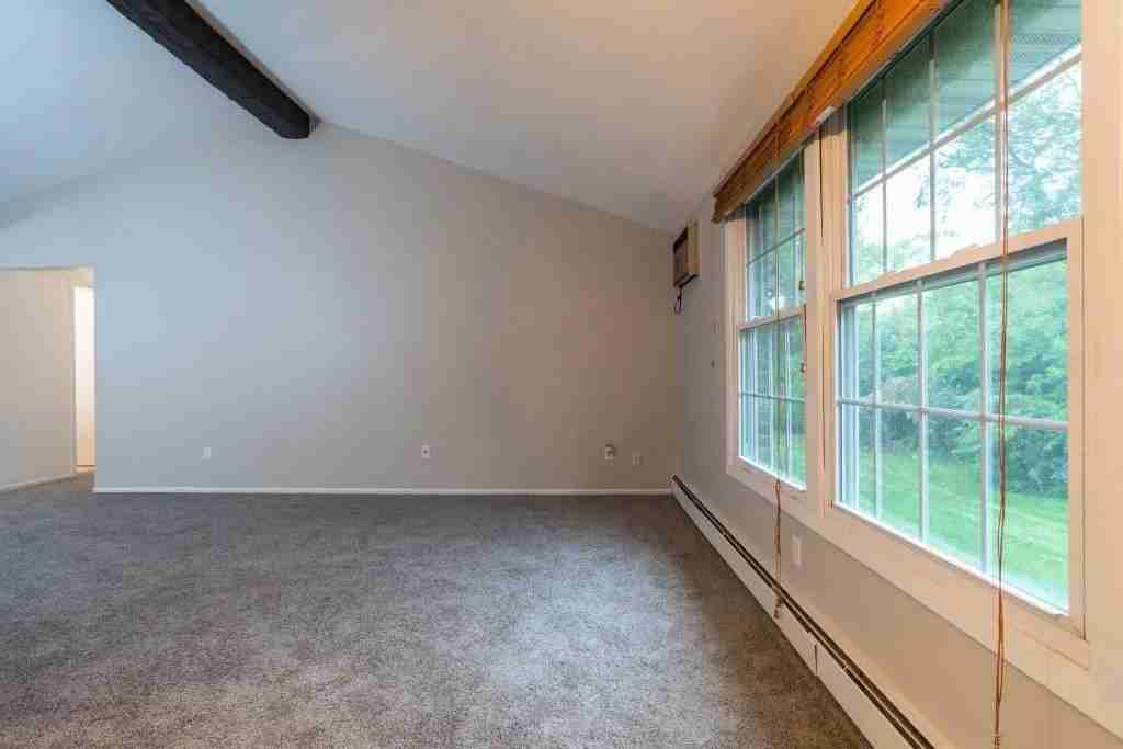 4536 Cedar Lake Rd S #7 - Photo 6 of 17