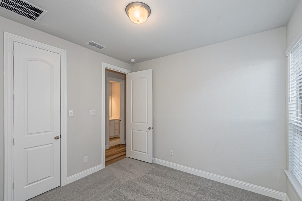 3231 Tobias Ln #NA - Photo 6 of 41