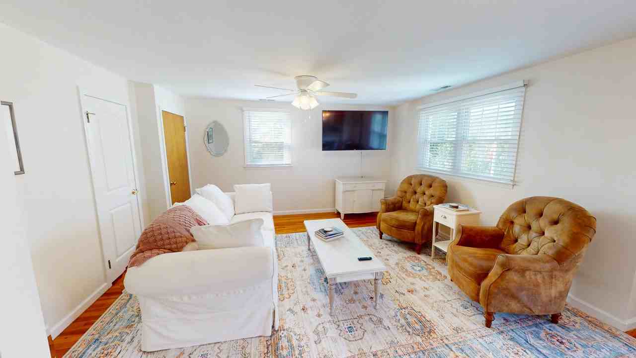 31 Quinnipiac Ave #2nd - Photo 5 of 20