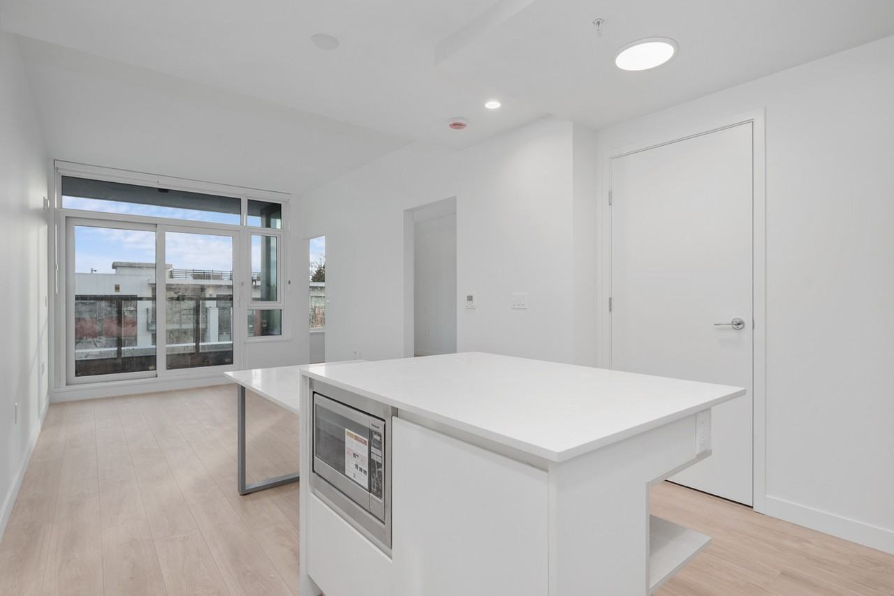 1981 Macdonald Street #40X - Photo 5 of 24