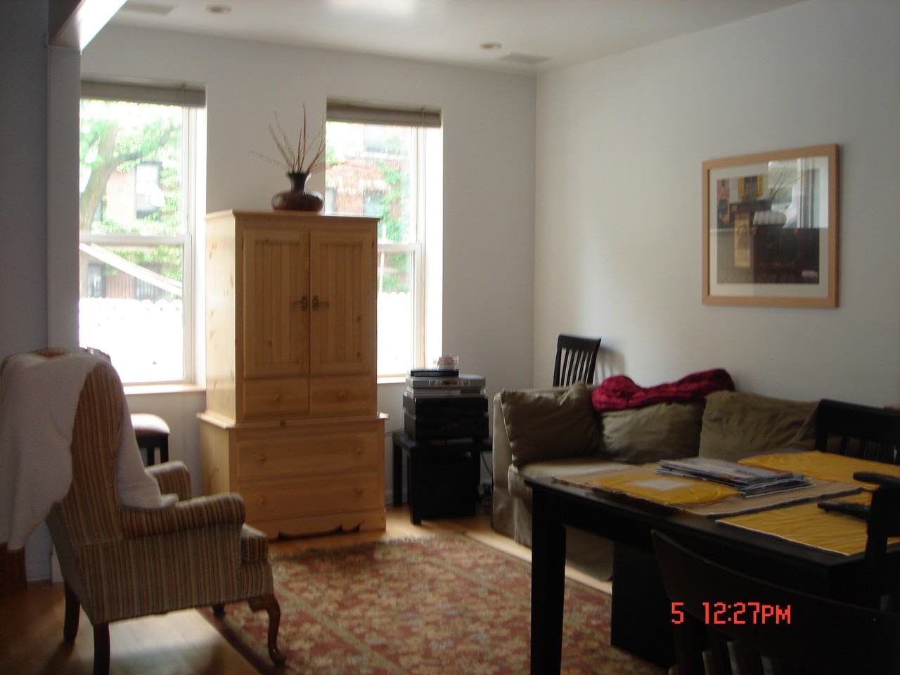 1728 N Hermitage Ave #1 - Photo 3 of 15