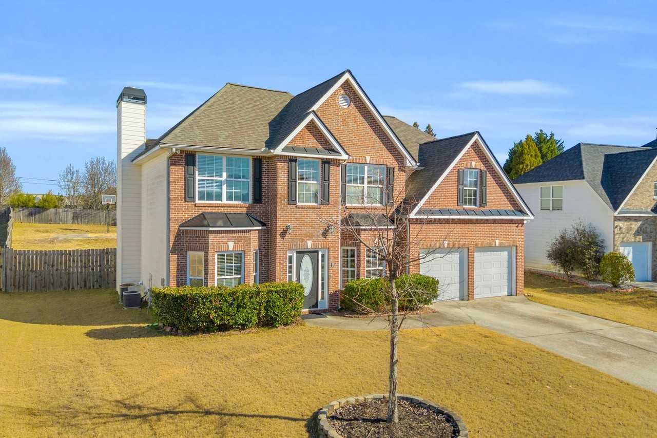 816 Kaitlyn Dr - Photo 5 of 50