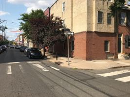 featured image of 343 Queen St #1