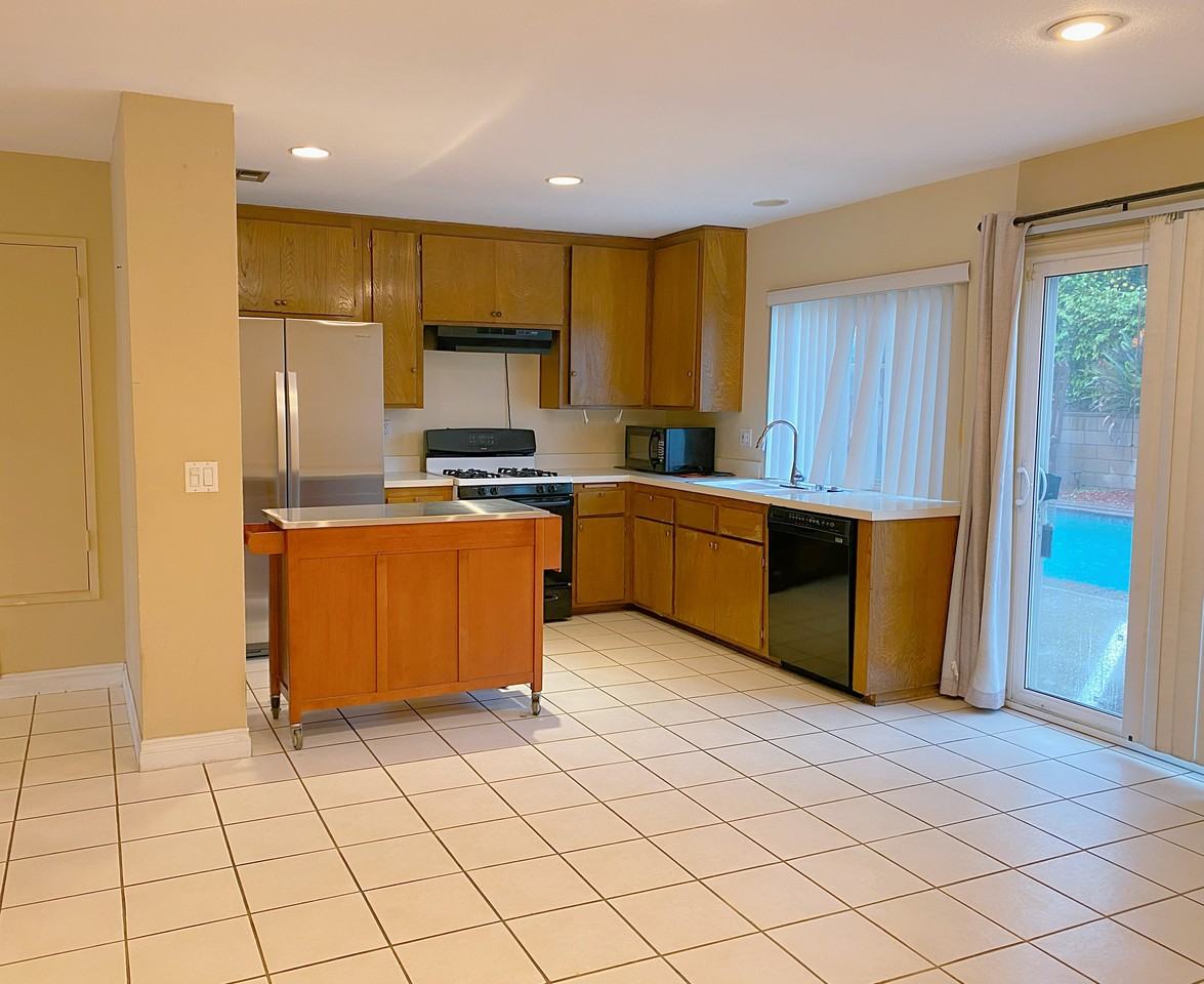 324 South Palo Cedro Drive - Photo 3 of 5