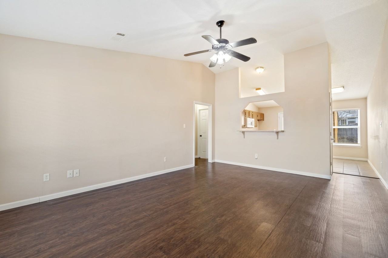 2800 N 55th Cir - Photo 3 of 21