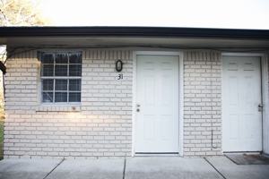 featured image of 1880 Green Dr Nw