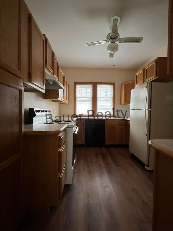 306 Quarry St - Photo 6 of 20