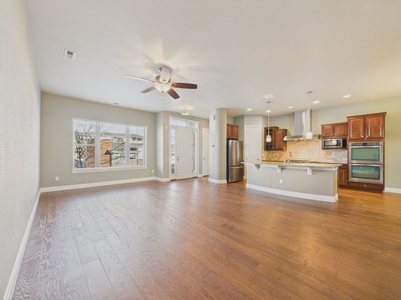 9228 Ridgegate Pkwy - Photo 7 of 33