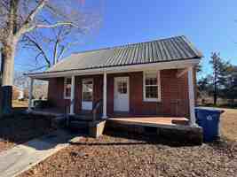 featured image of 503 Norwood Ave W