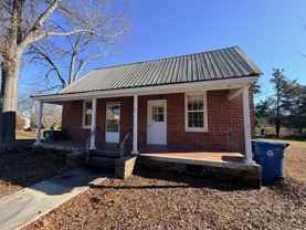 503 Norwood Ave W - Photo 1 of 1