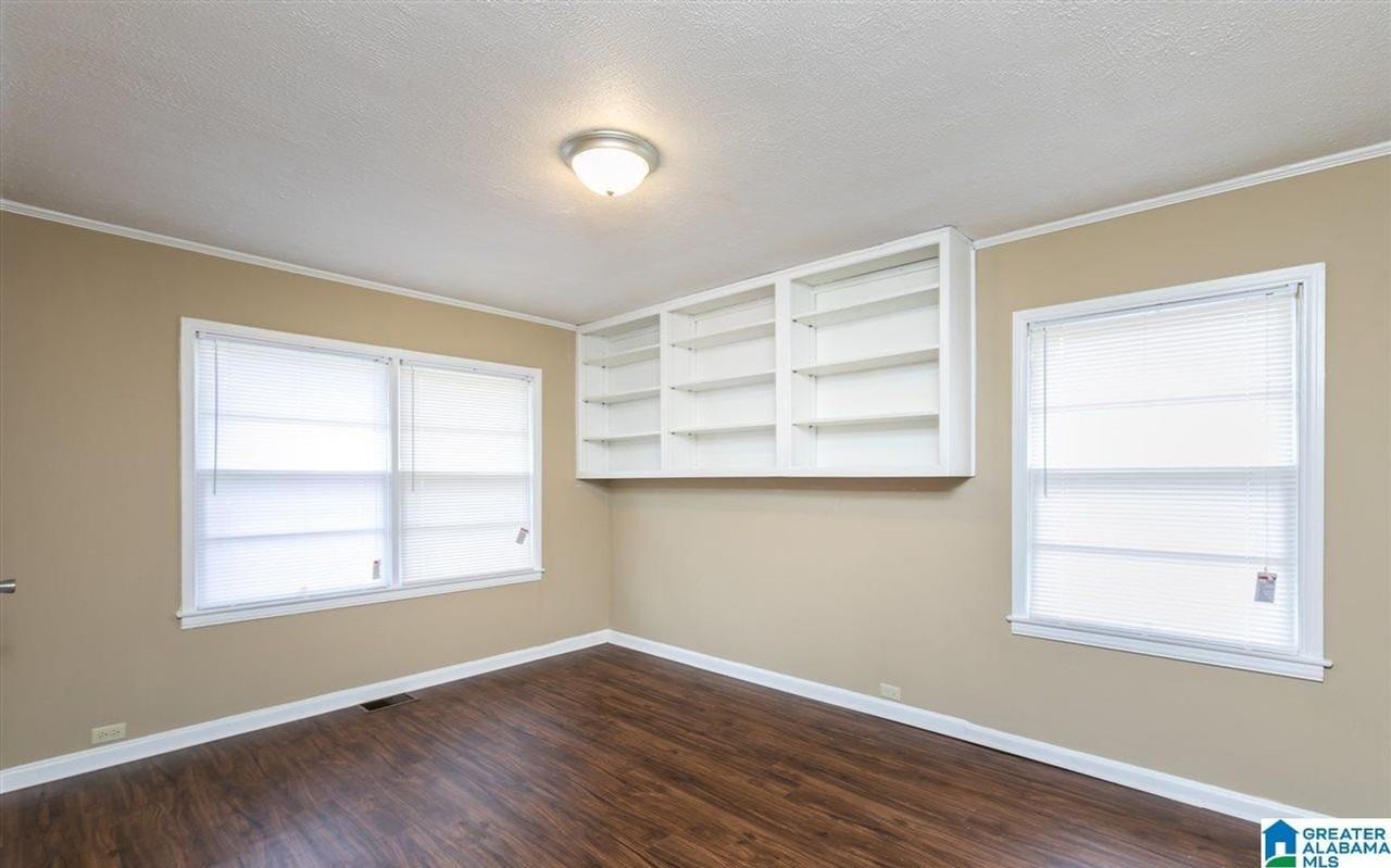 1401 Heflin Ave W - Photo 5 of 16