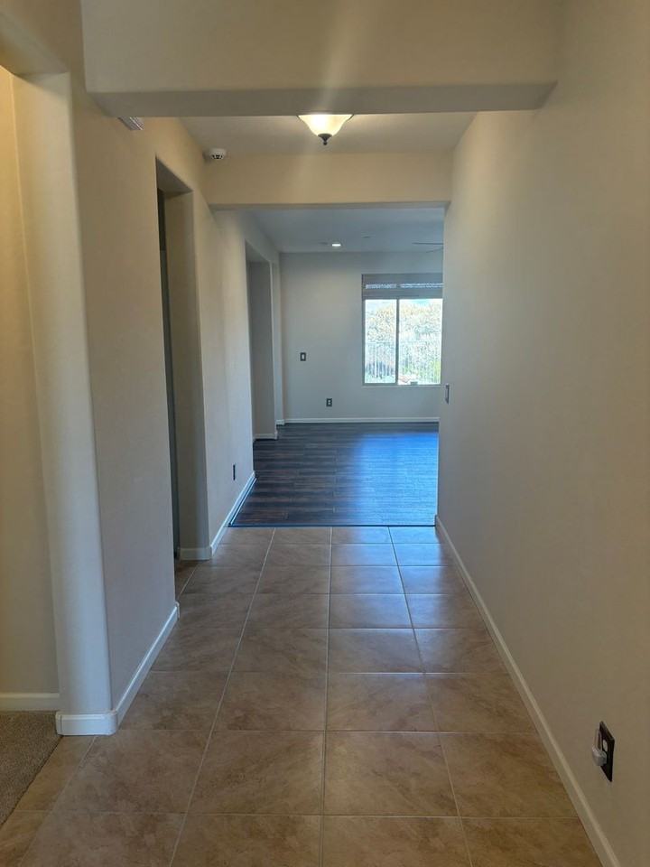 264 Whistle Stop Rd - Photo 4 of 27