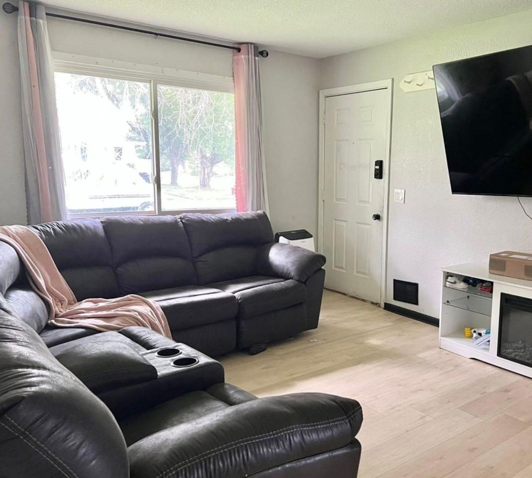 1672 Manton St - Photo 5 of 8