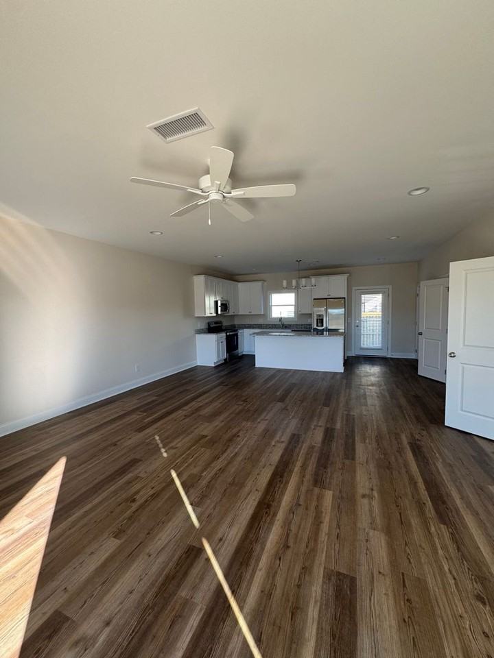 3260 Academy Dr #502 - Photo 2 of 12