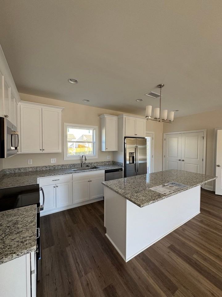 3260 Academy Dr #502 - Photo 3 of 12