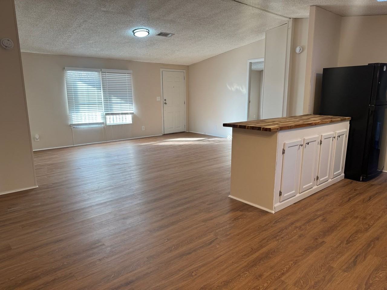 126 Happy Time Dr - Photo 3 of 4