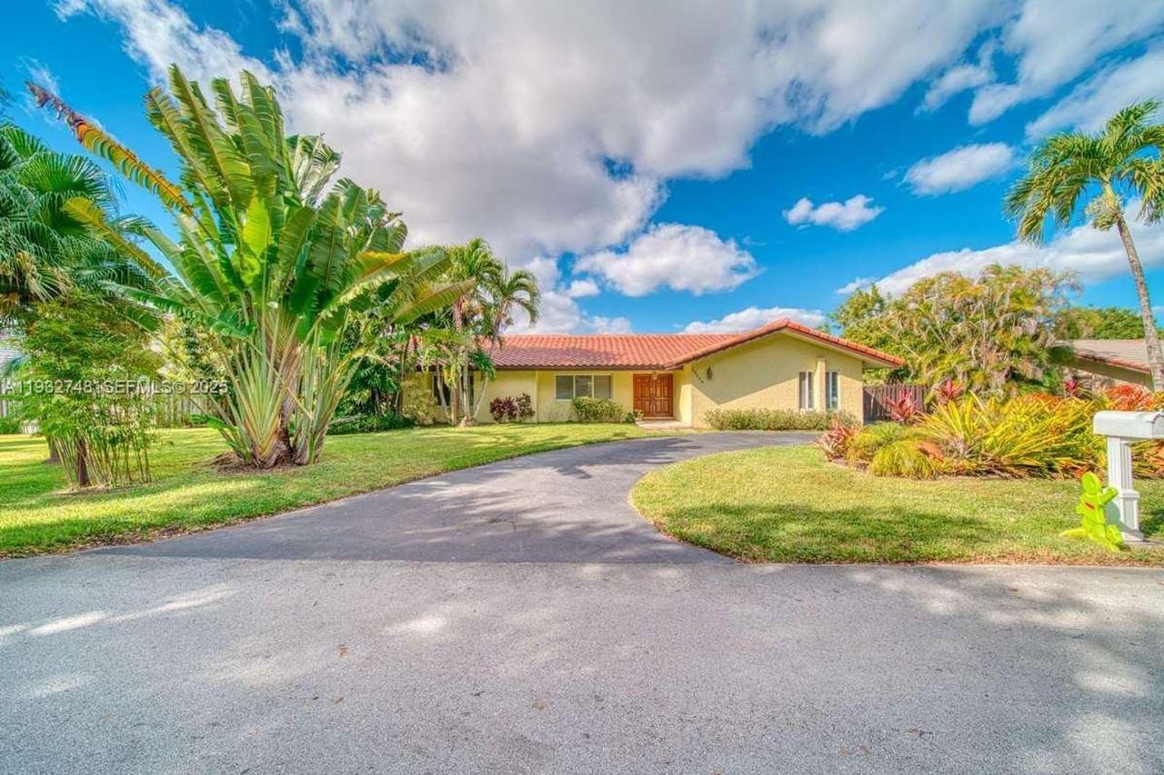 13220 Sw 84th Ave - Photo 7 of 14