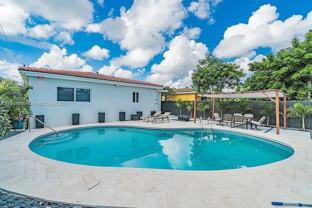 1731 Ne 172nd St - Photo 1 of 1