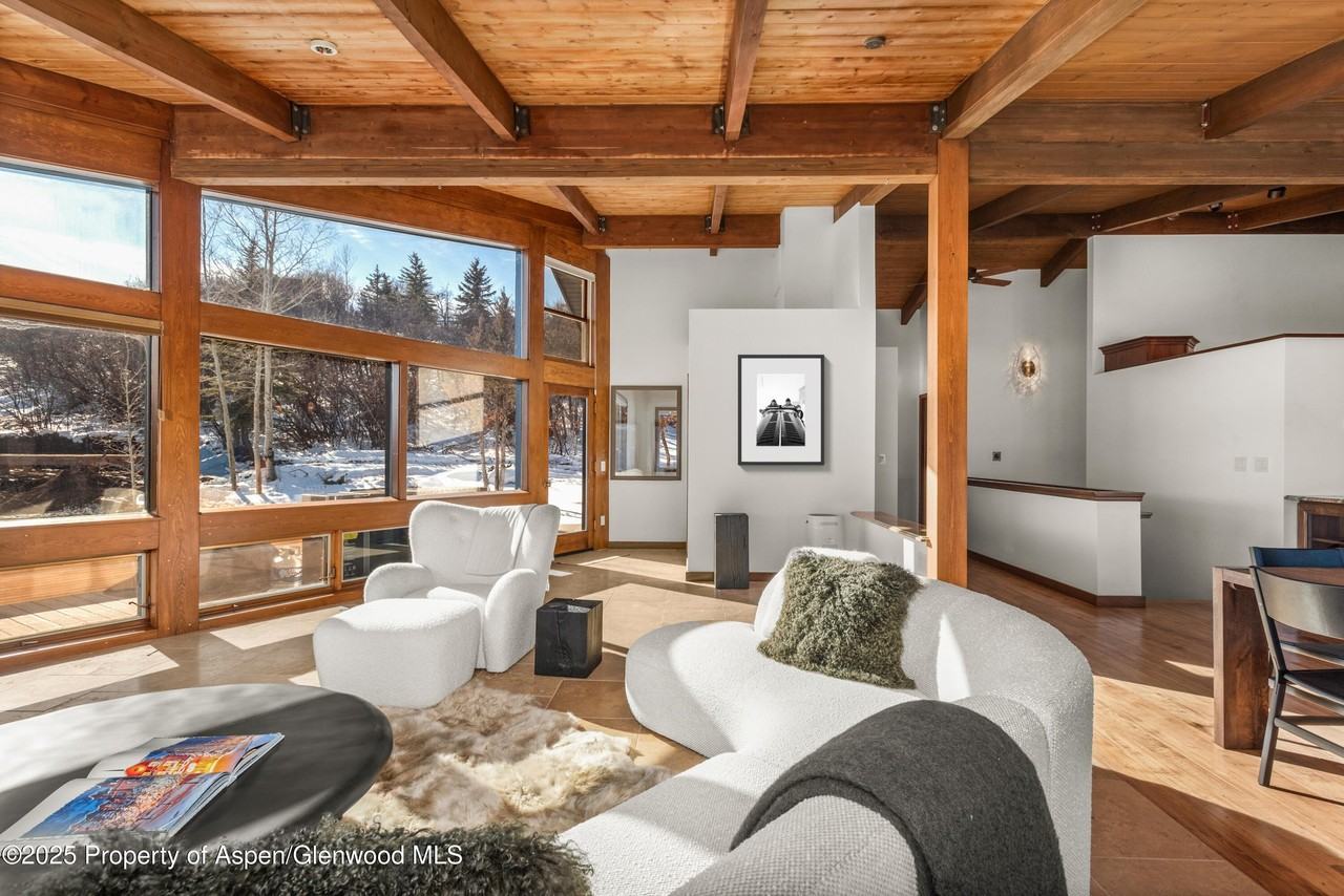 2227 Juniper Hill Dr - Photo 6 of 40