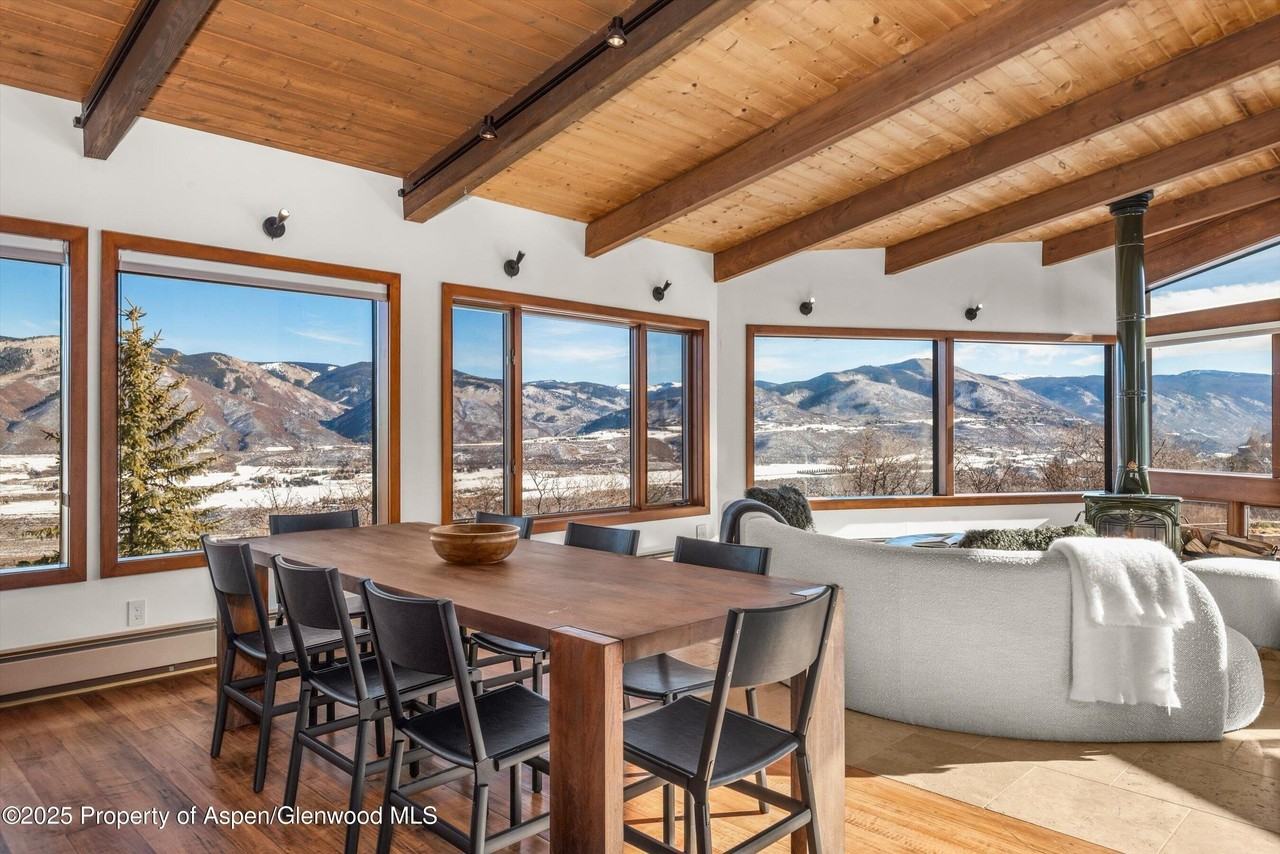 2227 Juniper Hill Dr - Photo 7 of 40