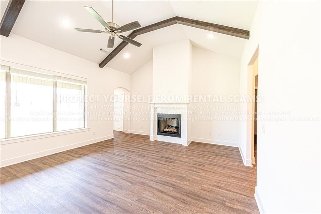 238 Pennsylvania Ave - Photo 4 of 18