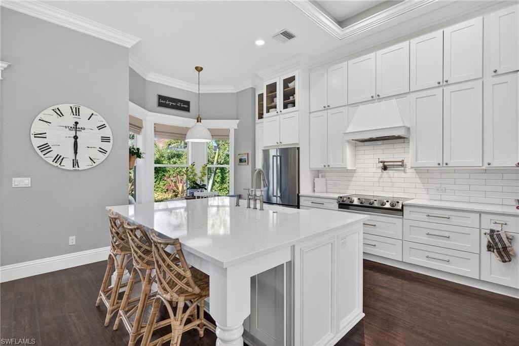 24920 Divot Dr - Photo 4 of 30